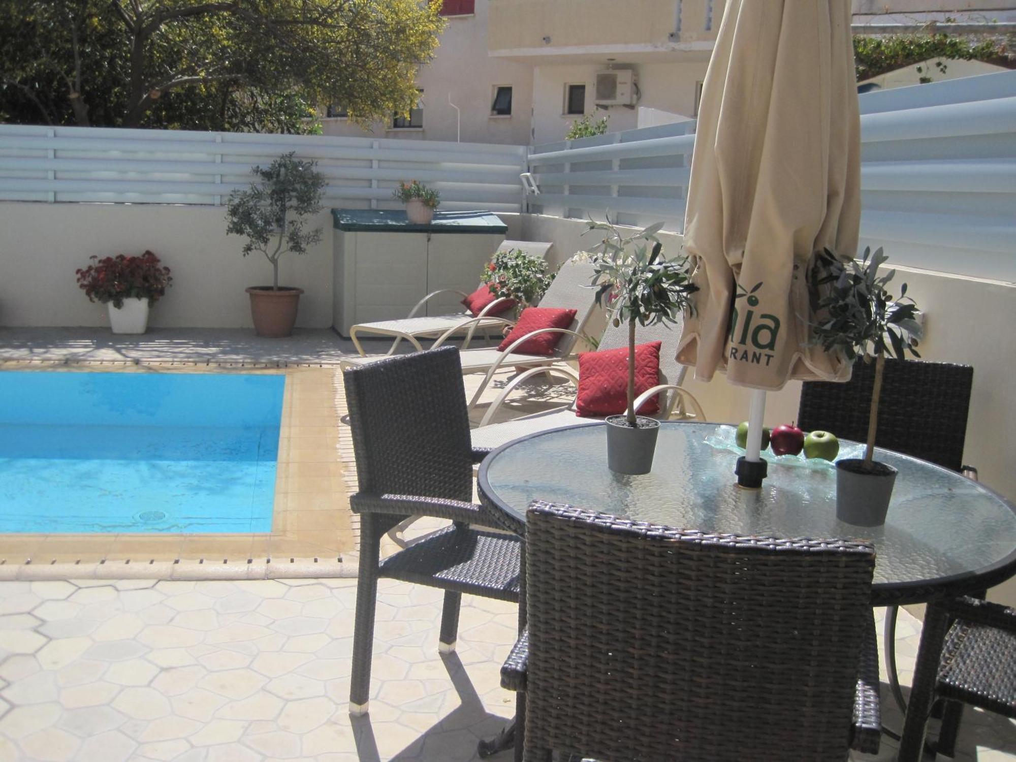 Polyxenia Isaak Luxury Villas And Apartments 프로타라스 객실 사진